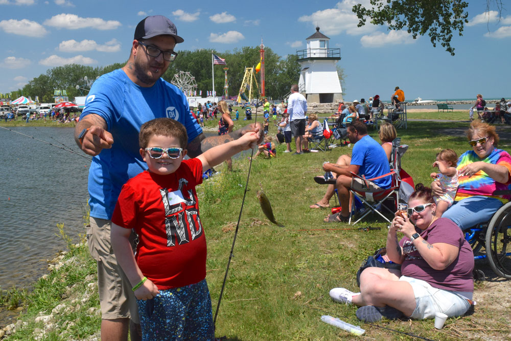 Catfish and kids connect at Skipper Bud's Fishing Derby - Vimarsana News