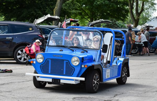 Roseann Hickman leads this year’s Port Clinton parade - The Beacon