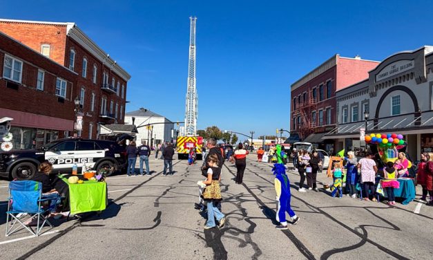 The good, the bad, and the adorable attend Port Clinton’s Downtown Trick or Treat
